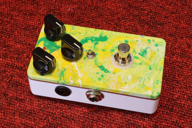 mitochondrionがお届けする、店長お気に入りエフェクターのレプリカシリーズ第1弾です！