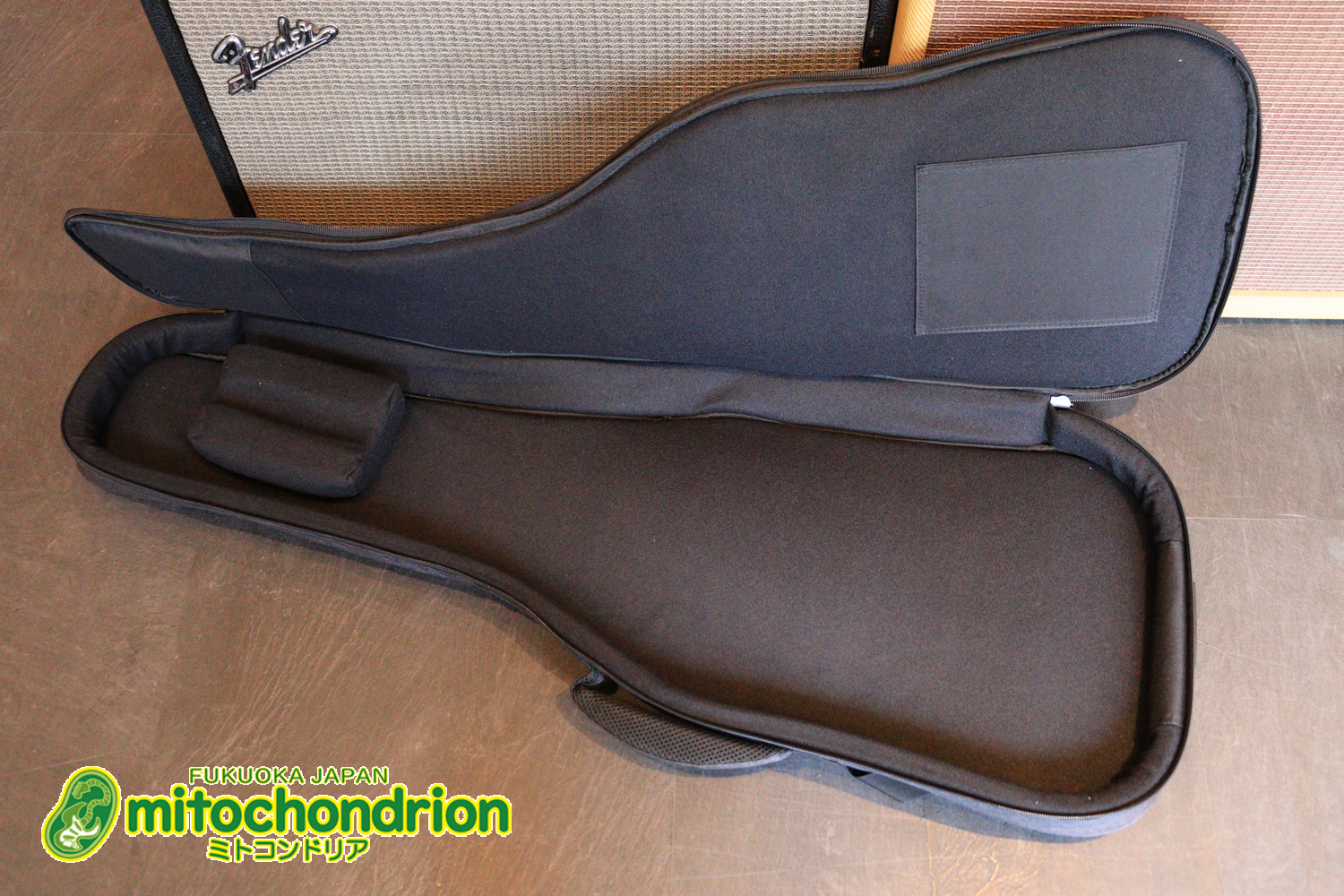 アルダーボディー、白文字F.G.I.の初期布袋モデル！