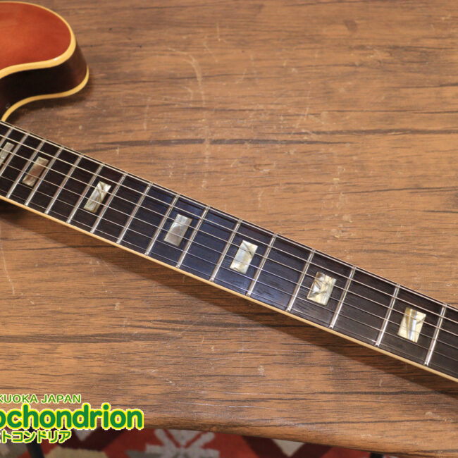 ワイドナットのES-335です！