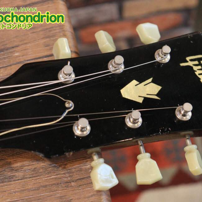 ワイドナットのES-335です！