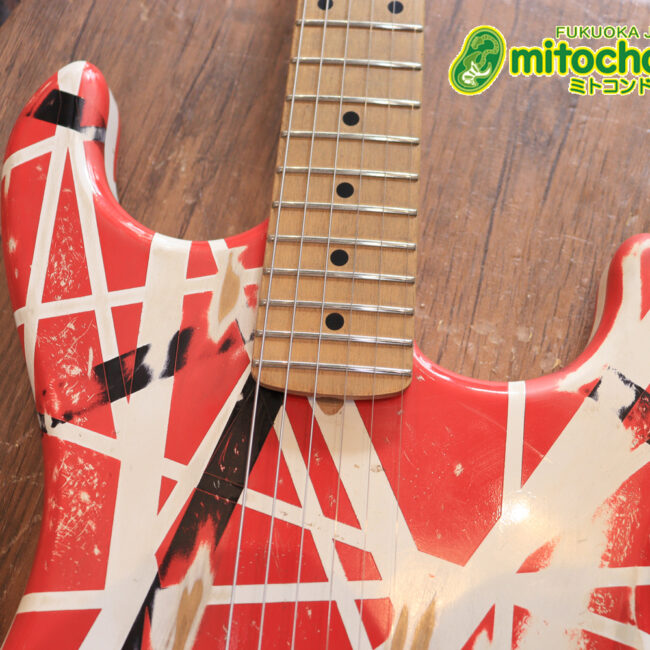 ノーブランドのフランケンです！ダンカンピックアップ&フロイドローズ搭載！