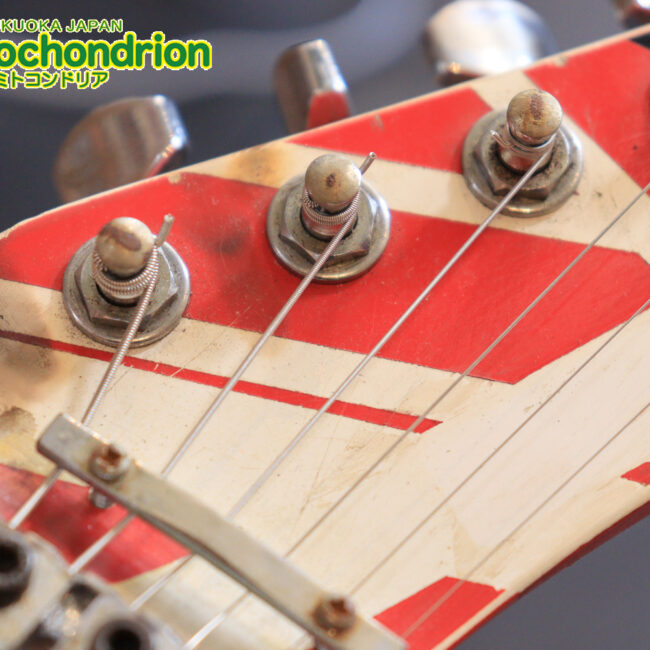 ノーブランドのフランケンです！ダンカンピックアップ&フロイドローズ搭載！