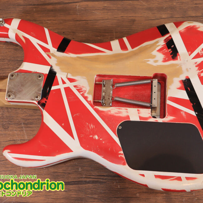 ノーブランドのフランケンです！ダンカンピックアップ&フロイドローズ搭載！