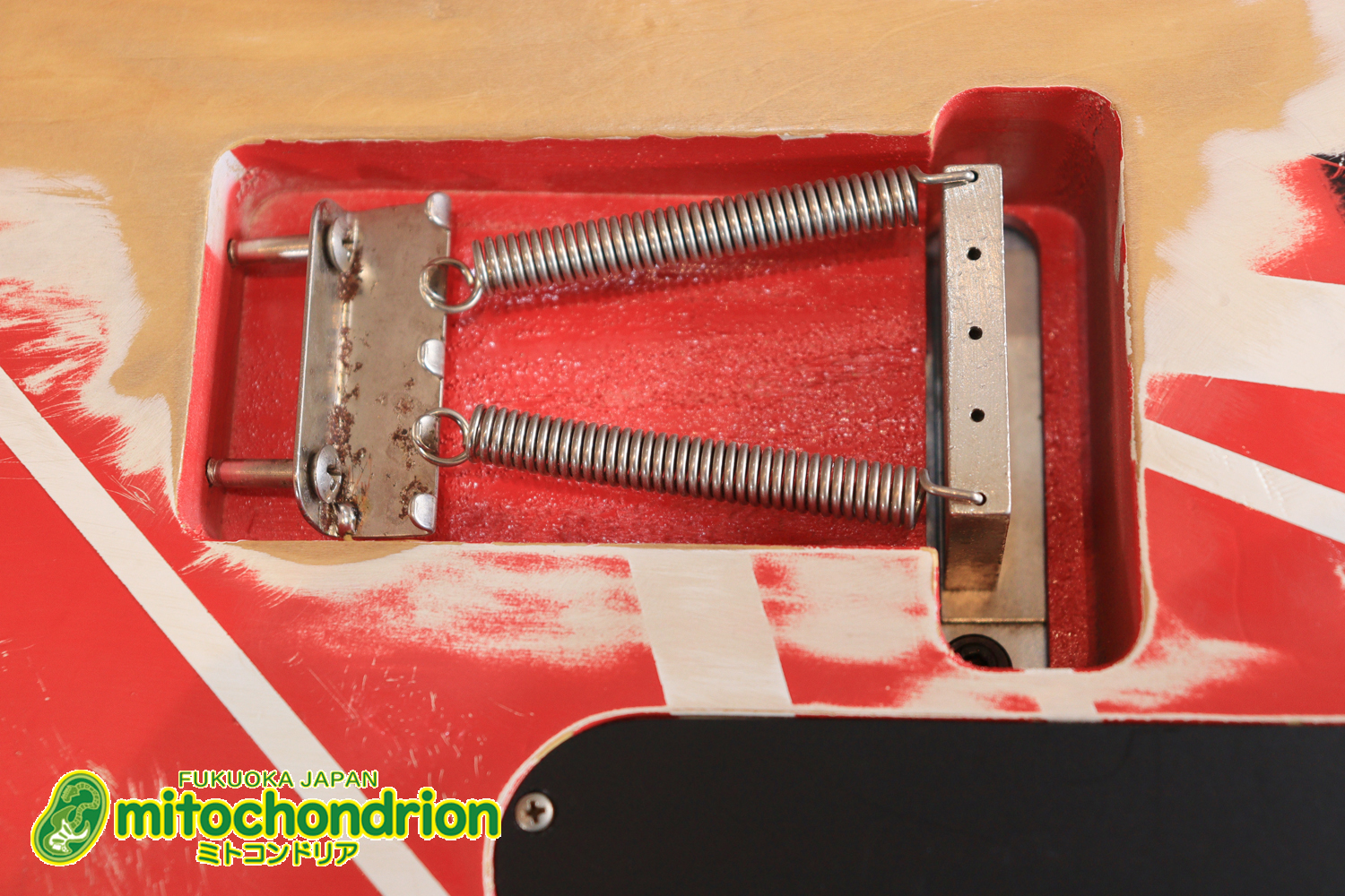 ノーブランドのフランケンです！ダンカンピックアップ&フロイドローズ搭載！