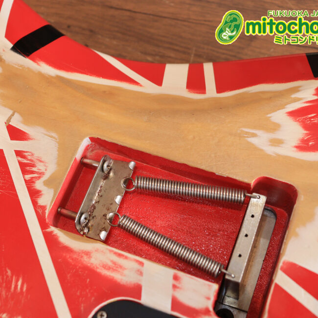 ノーブランドのフランケンです！ダンカンピックアップ&フロイドローズ搭載！