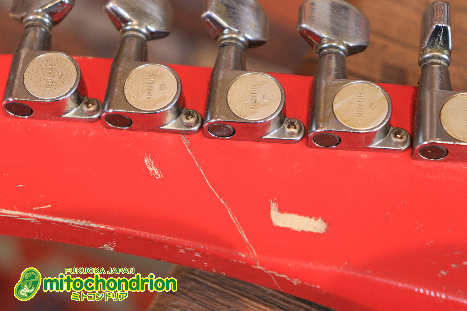 ノーブランドのフランケンです！ダンカンピックアップ&フロイドローズ搭載！