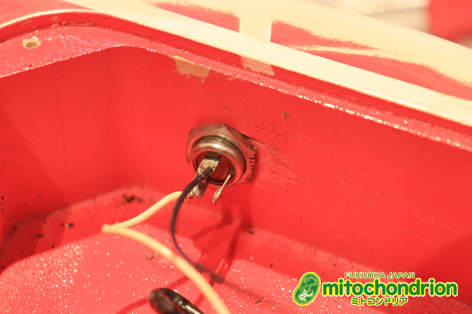 ノーブランドのフランケンです！ダンカンピックアップ&フロイドローズ搭載！