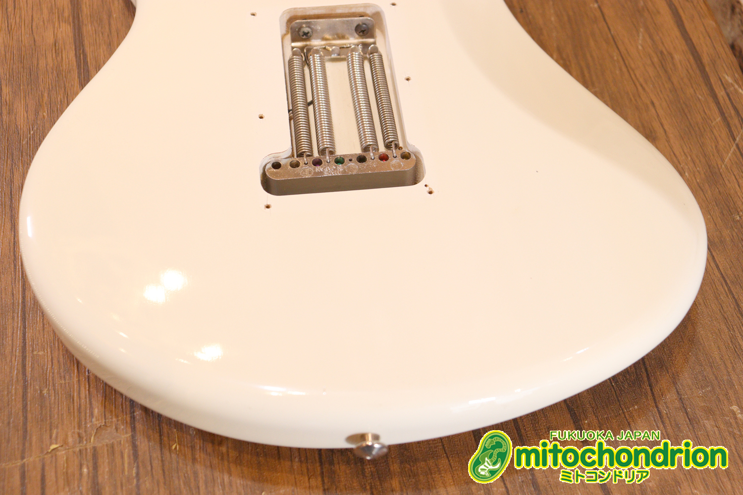 TokaiのオリジナルシェイプのSXシリーズ！状態も良いです！