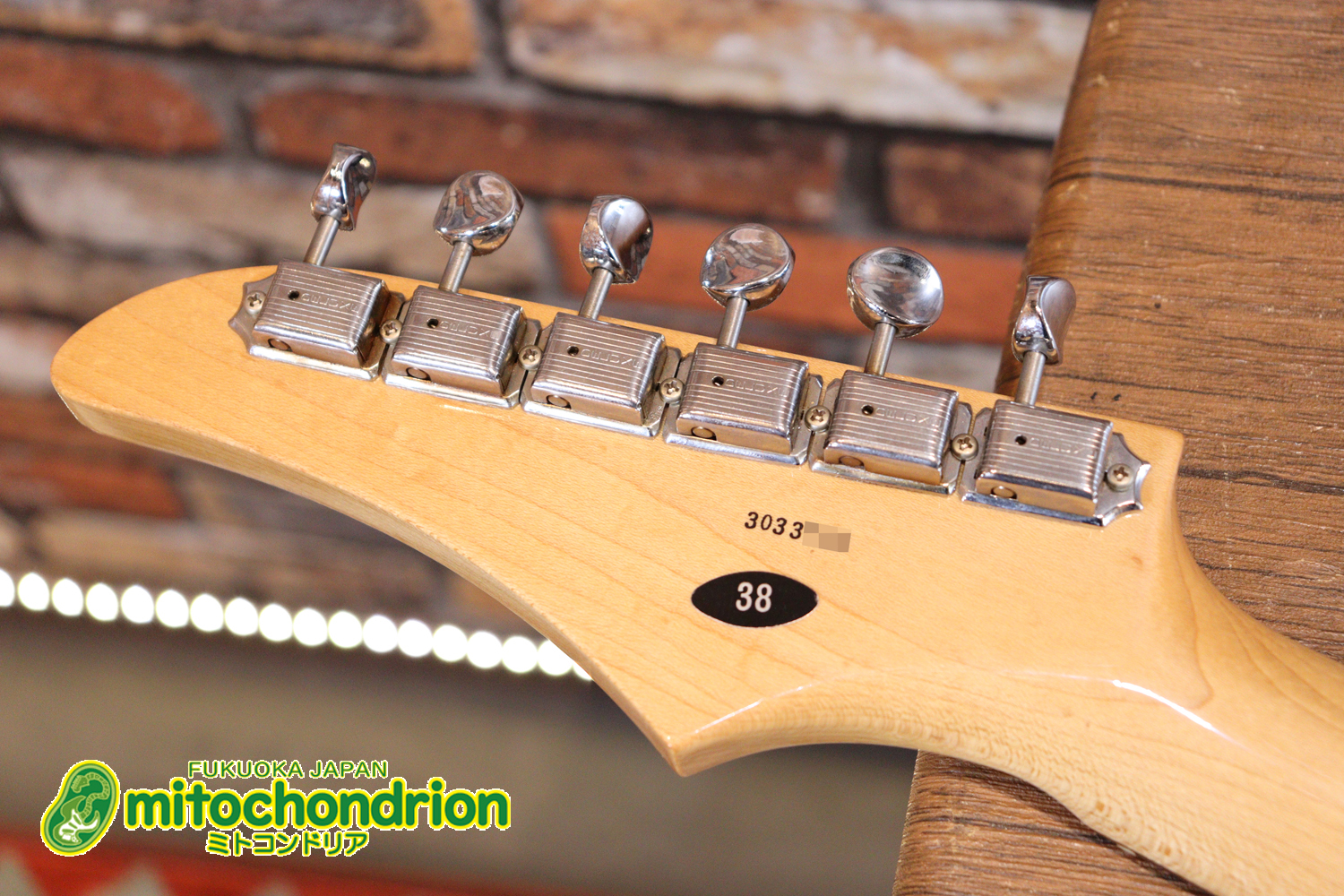 TokaiのオリジナルシェイプのSXシリーズ！状態も良いです！