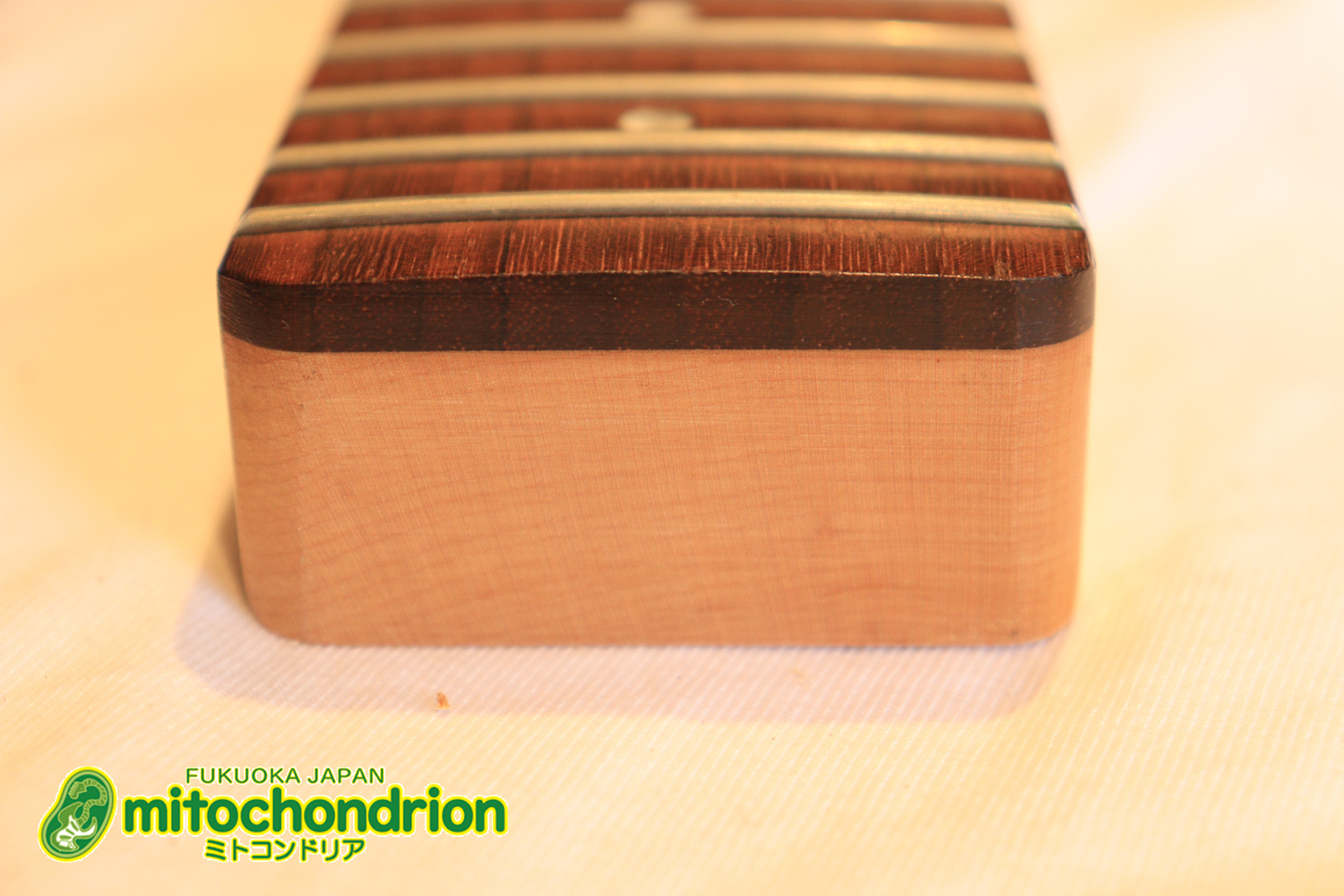 Suhrピックアップにウイルキンソン・ブリッジ、ヴィンテージのバンブルビーを搭載したパシフィカ！