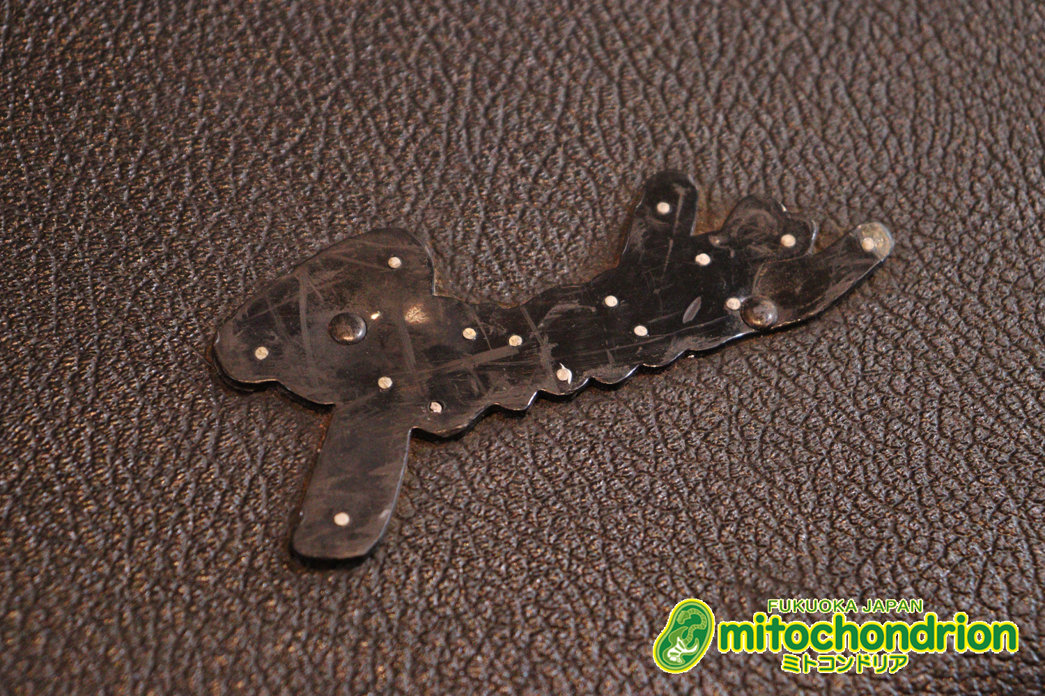 ロゴが取れてしまっていますが、1970年代中期のハードケースです！