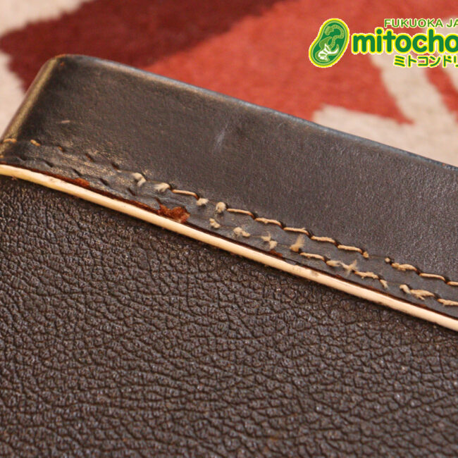 ロゴが取れてしまっていますが、1970年代中期のハードケースです！