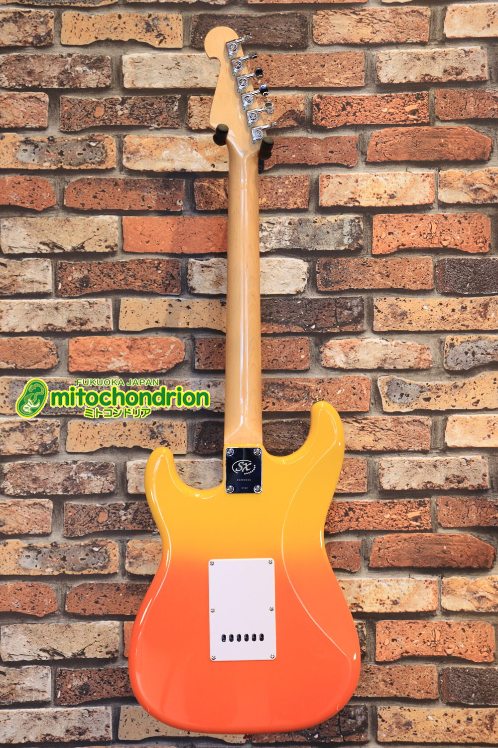 これからギターを始めたい方にもお勧め！バーニングファイヤー！