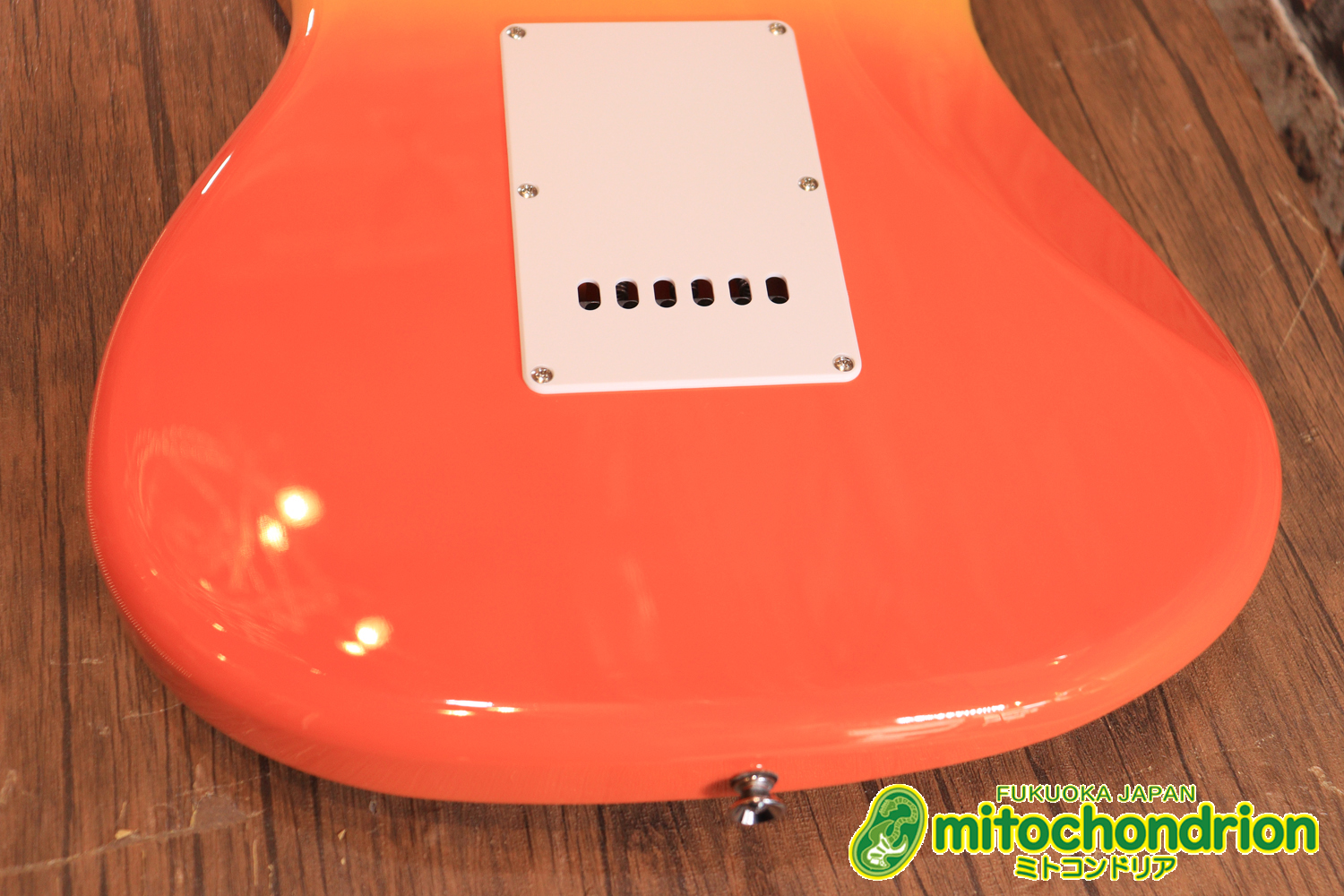 これからギターを始めたい方にもお勧め！バーニングファイヤー！