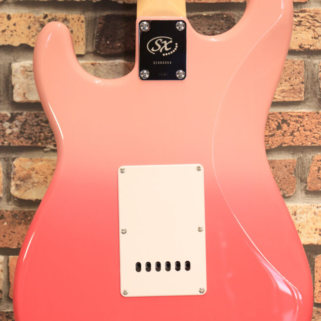 これからギターを始めたい方にもお勧め！ピンクバースト！