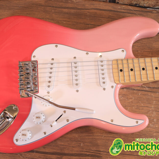 これからギターを始めたい方にもお勧め！ピンクバースト！