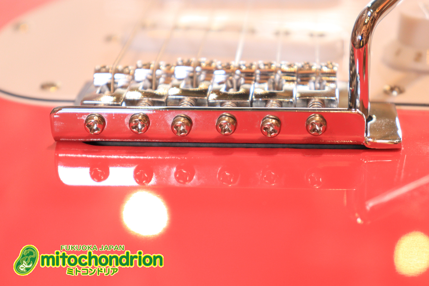 これからギターを始めたい方にもお勧め！ピンクバースト！