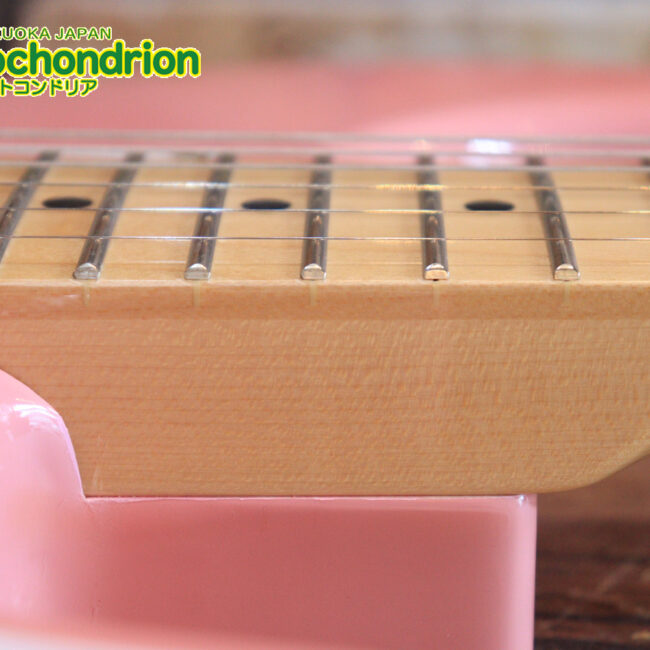 これからギターを始めたい方にもお勧め！ピンクバースト！