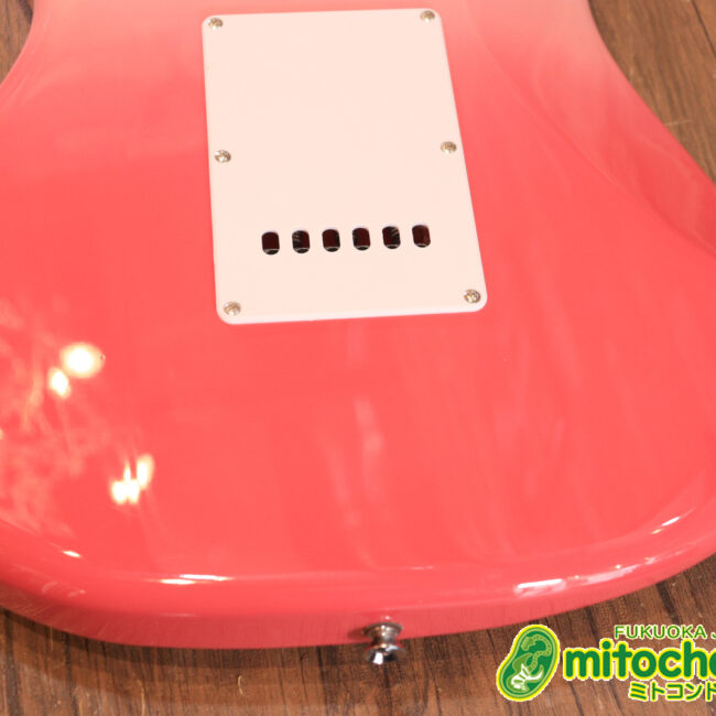 これからギターを始めたい方にもお勧め！ピンクバースト！