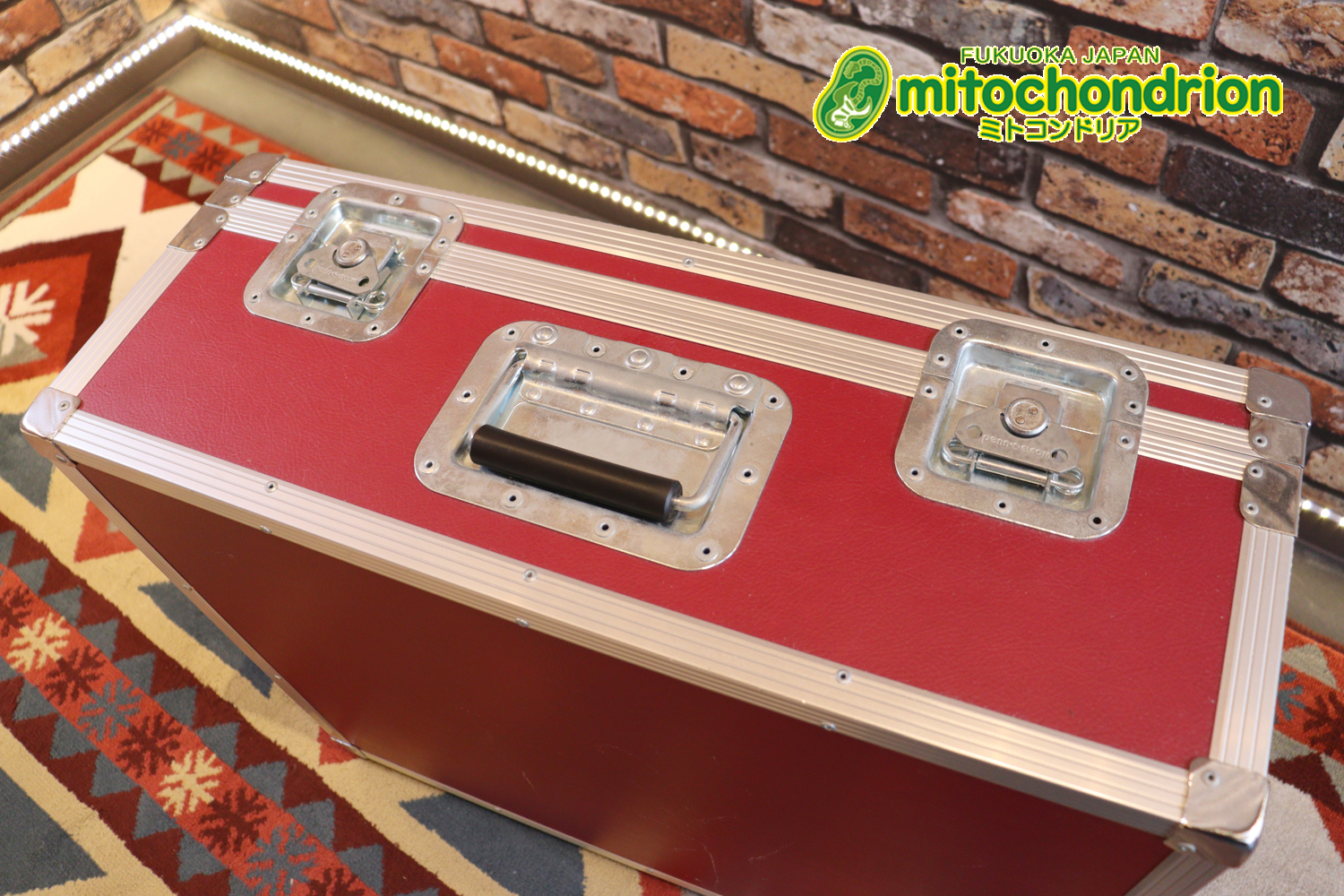 何でも収納できるFRP製トランクケースです！