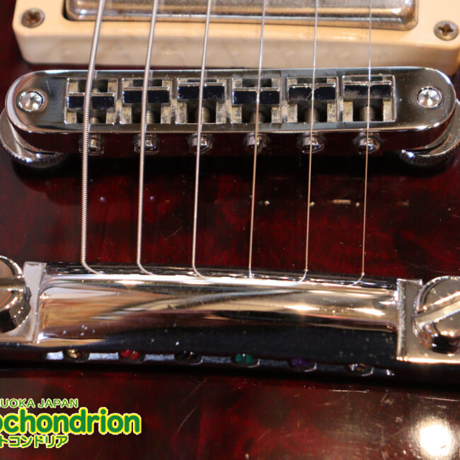 ボディートップがキルトメイプルっぽい木目のレスポールスタンダードです！