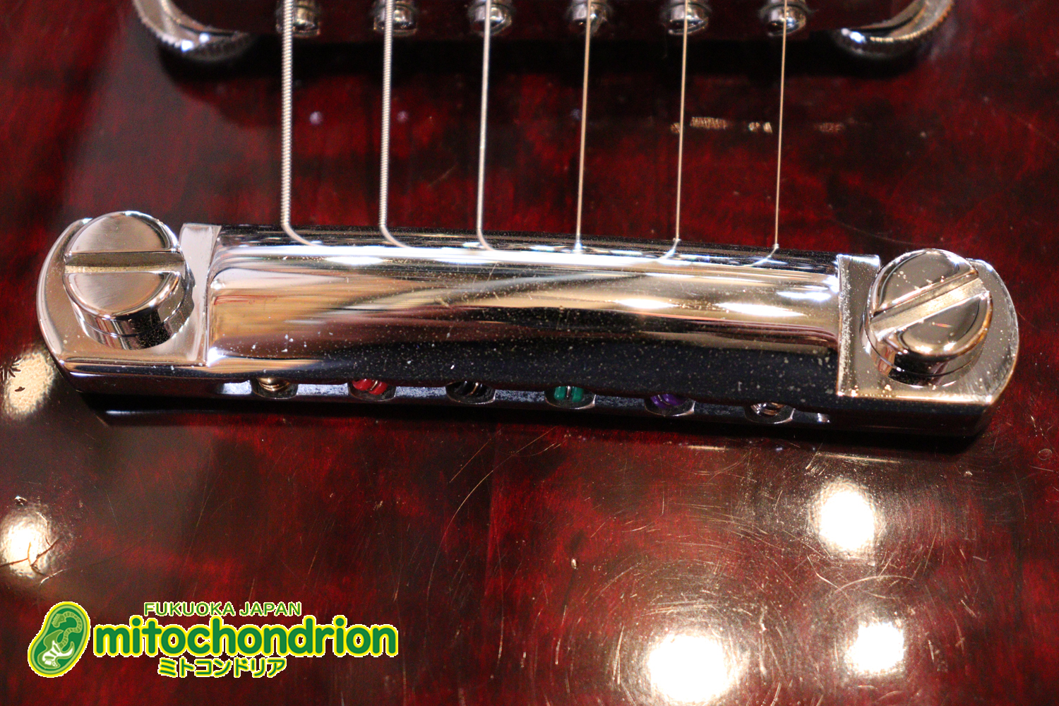 ボディートップがキルトメイプルっぽい木目のレスポールスタンダードです！