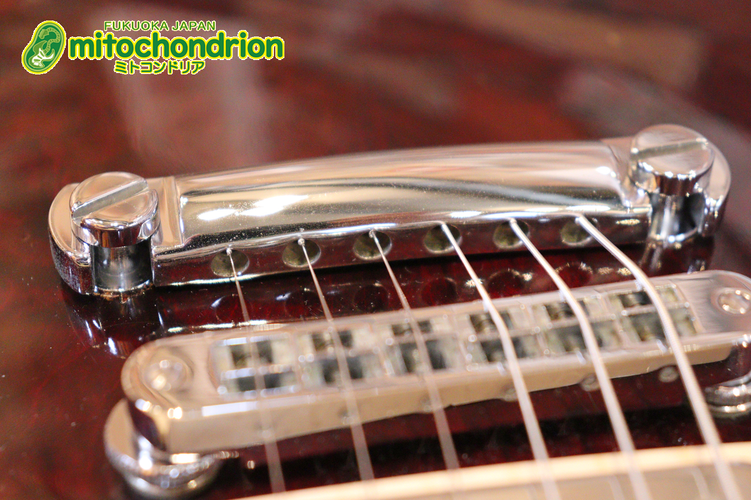 ボディートップがキルトメイプルっぽい木目のレスポールスタンダードです！