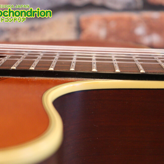 プリアンプから、回路が外されてしまっているのでパッシブピックアップ状態です。