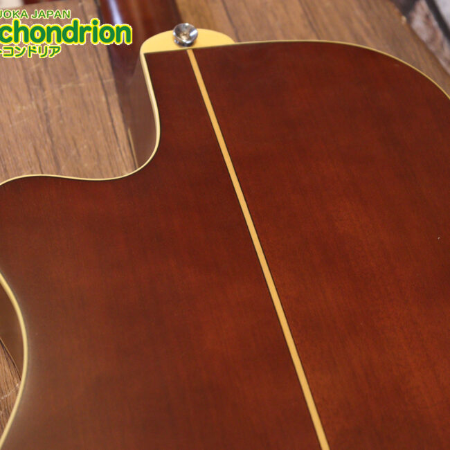 プリアンプから、回路が外されてしまっているのでパッシブピックアップ状態です。