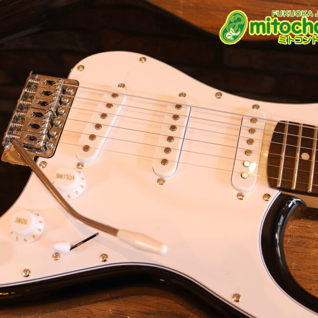 これから始める方にお勧め！万能なストラト・タイプ！BLK