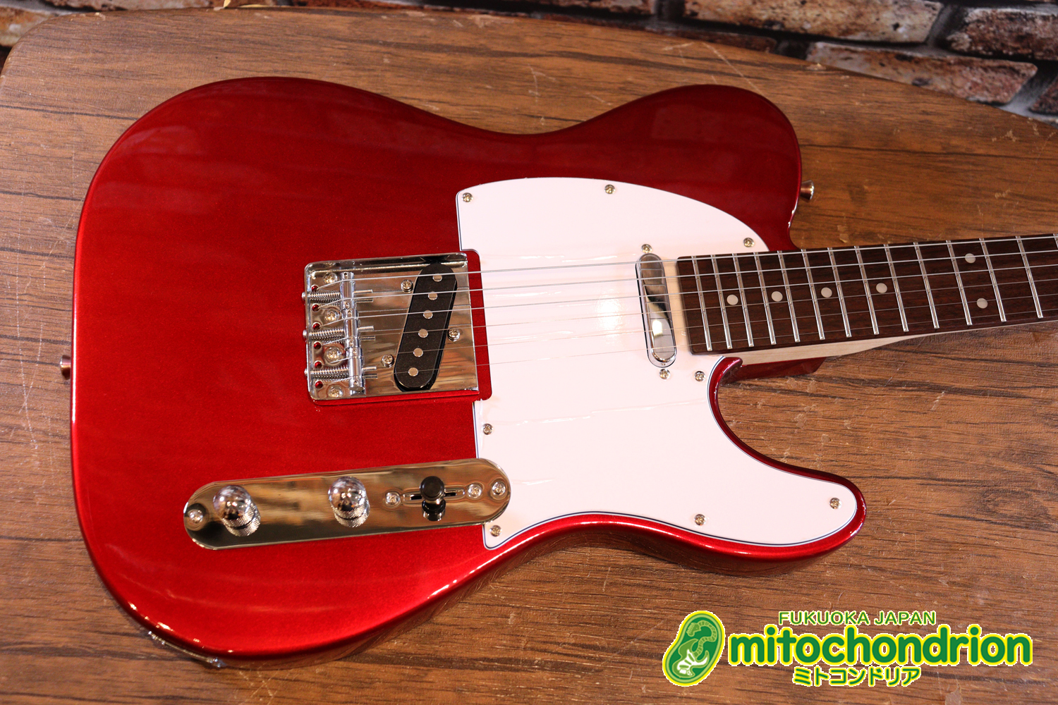 これからギターを始める方にもお勧め！レジェンドのテレキャスタータイプ！調整済です！レッド