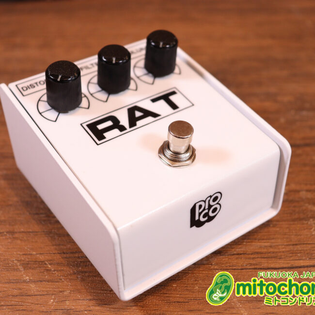 イケベ楽器 40周年と45周年の記念に作られたホワイト、レッド、イエローのRAT2、3台セット！