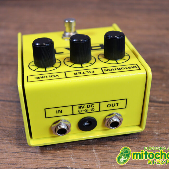 イケベ楽器 40周年と45周年の記念に作られたホワイト、レッド、イエローのRAT2、3台セット！