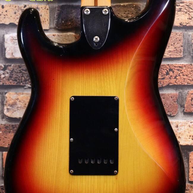 かなり綺麗な状態のTokaiシルバースター！