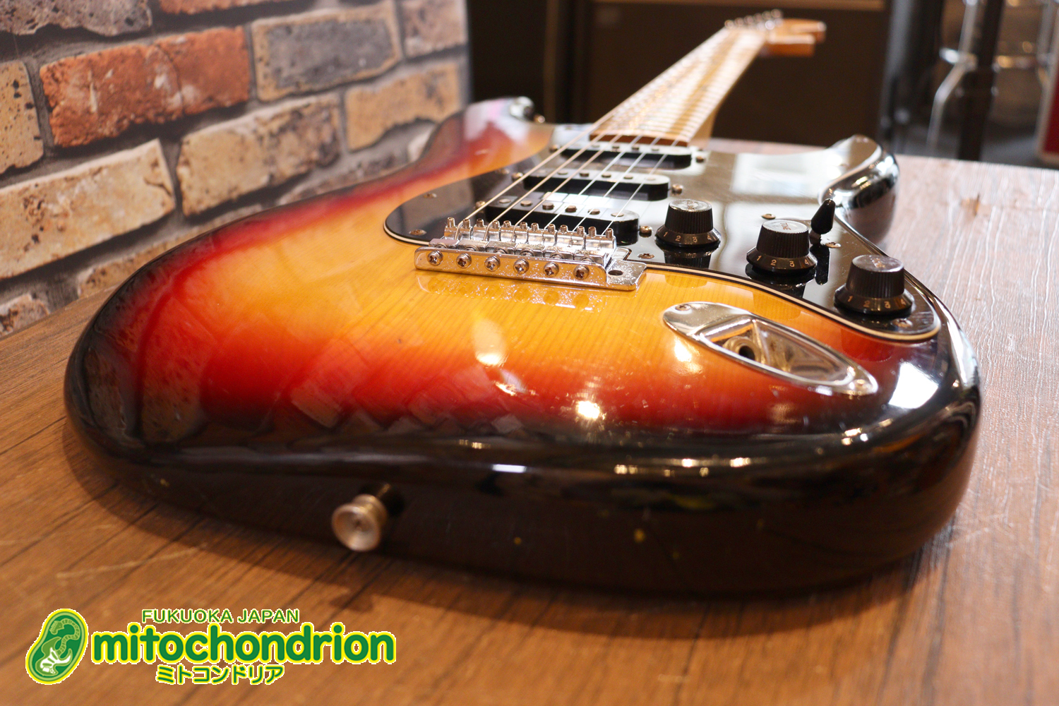 かなり綺麗な状態のTokaiシルバースター！