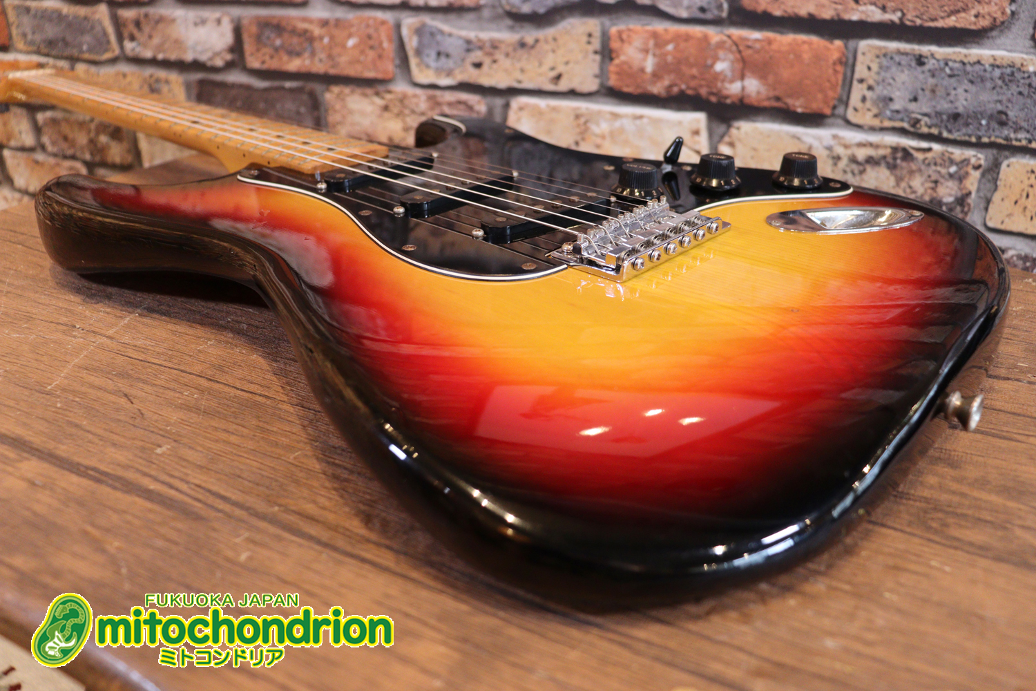 かなり綺麗な状態のTokaiシルバースター！