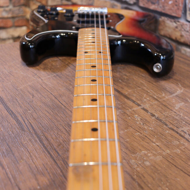 かなり綺麗な状態のTokaiシルバースター！