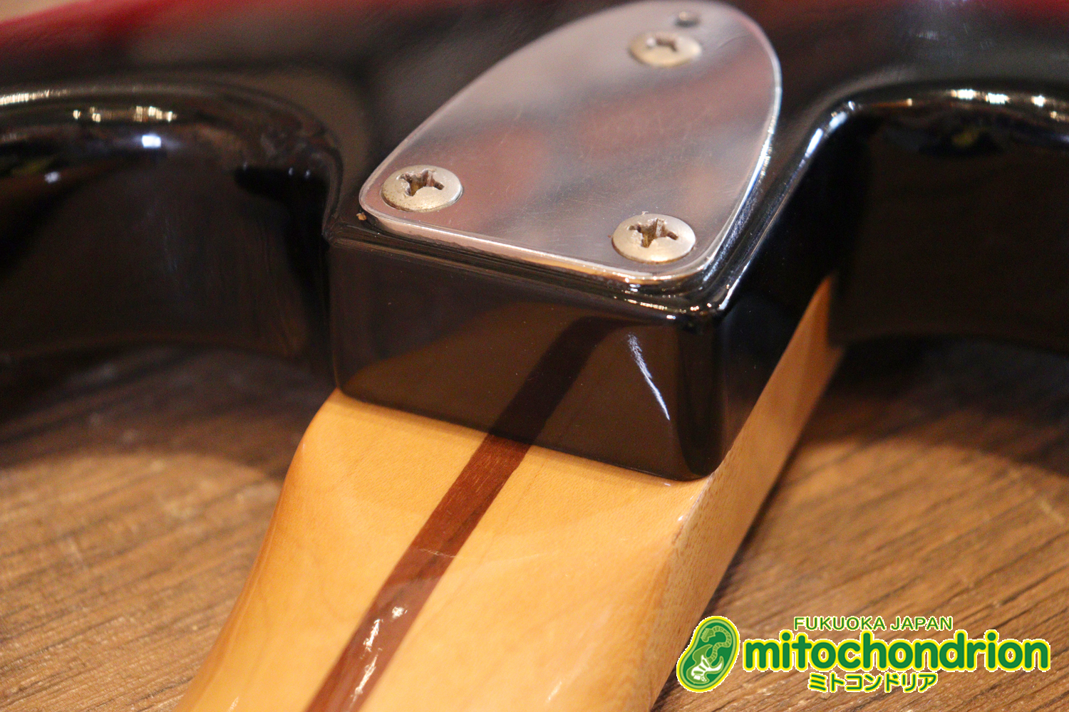 かなり綺麗な状態のTokaiシルバースター！