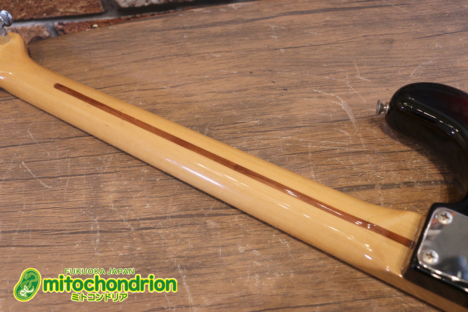 かなり綺麗な状態のTokaiシルバースター！