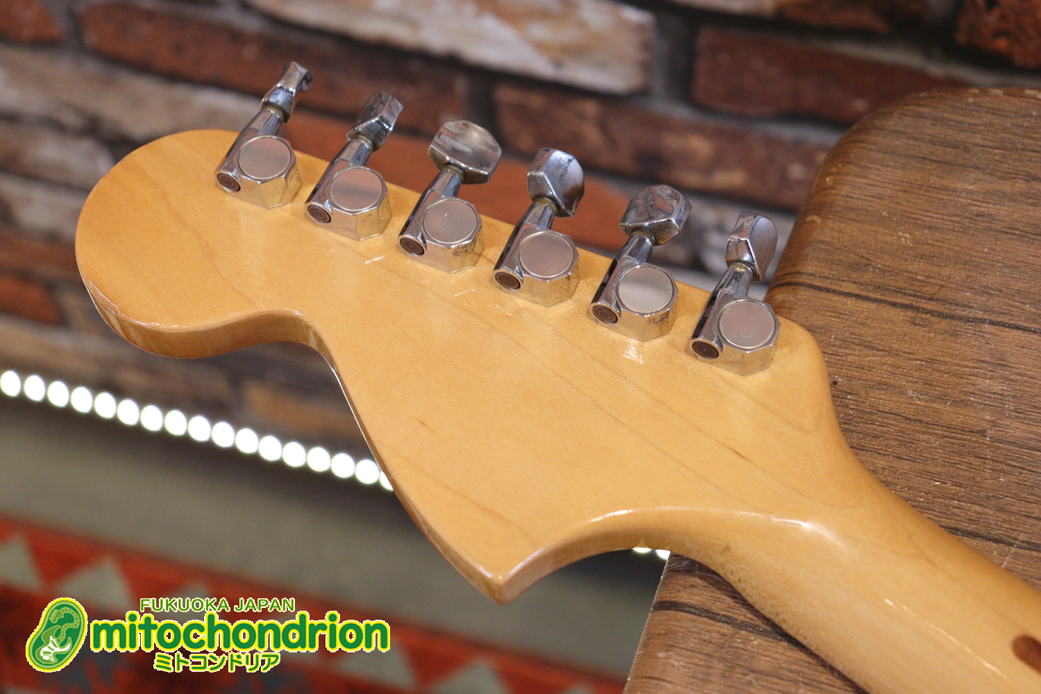 かなり綺麗な状態のTokaiシルバースター！