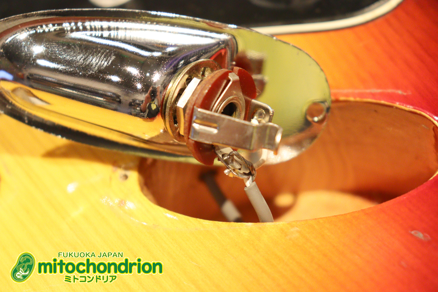 かなり綺麗な状態のTokaiシルバースター！