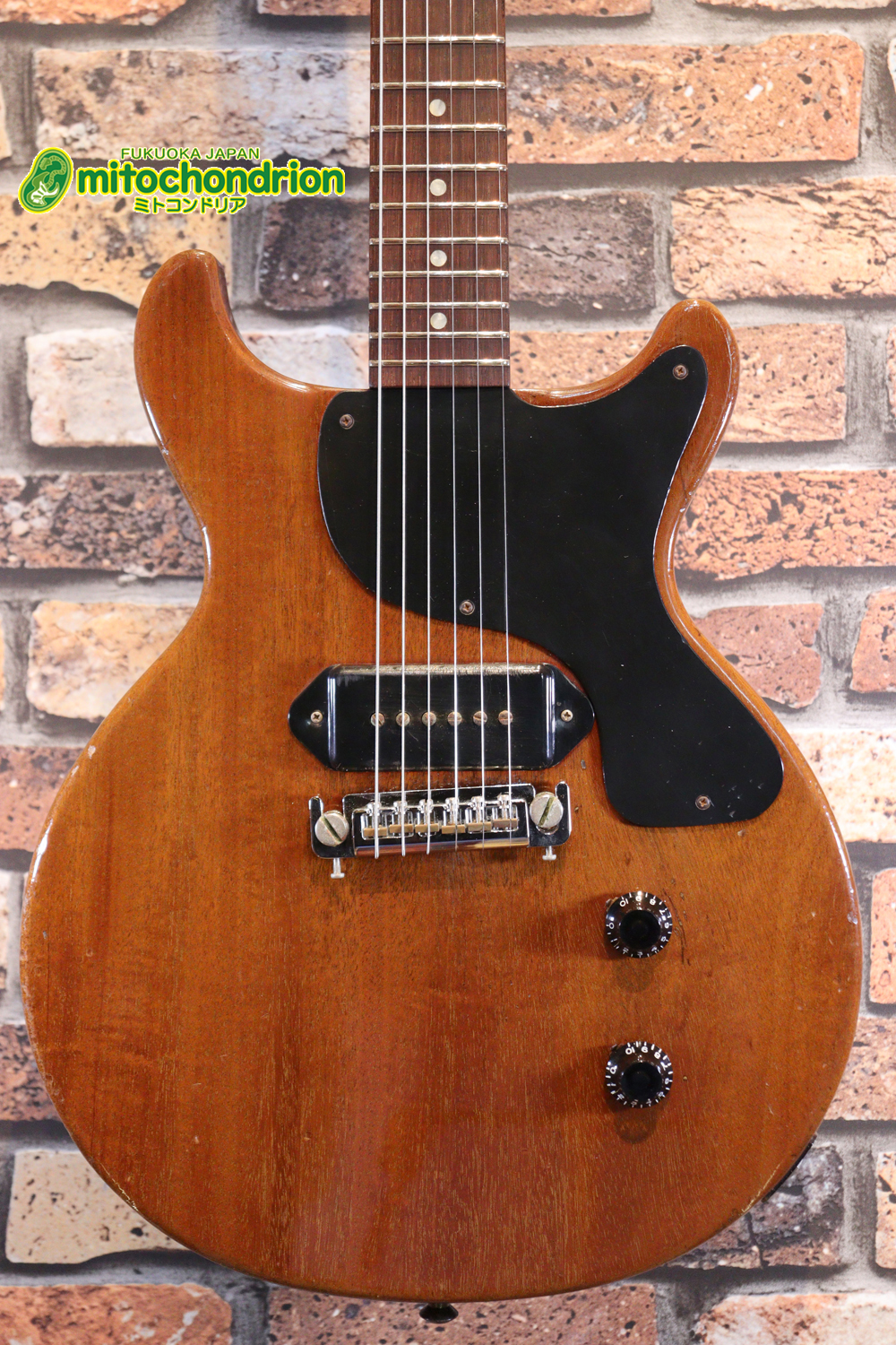 プレイヤーズコンディションのレスポールジュニア、ダブルカッタウェイ！