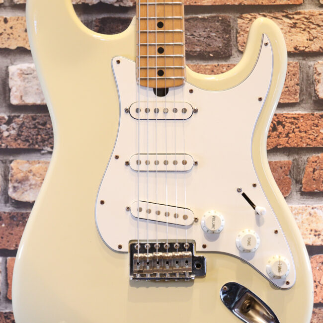 懐かしいギャバンのストラトタイプです！