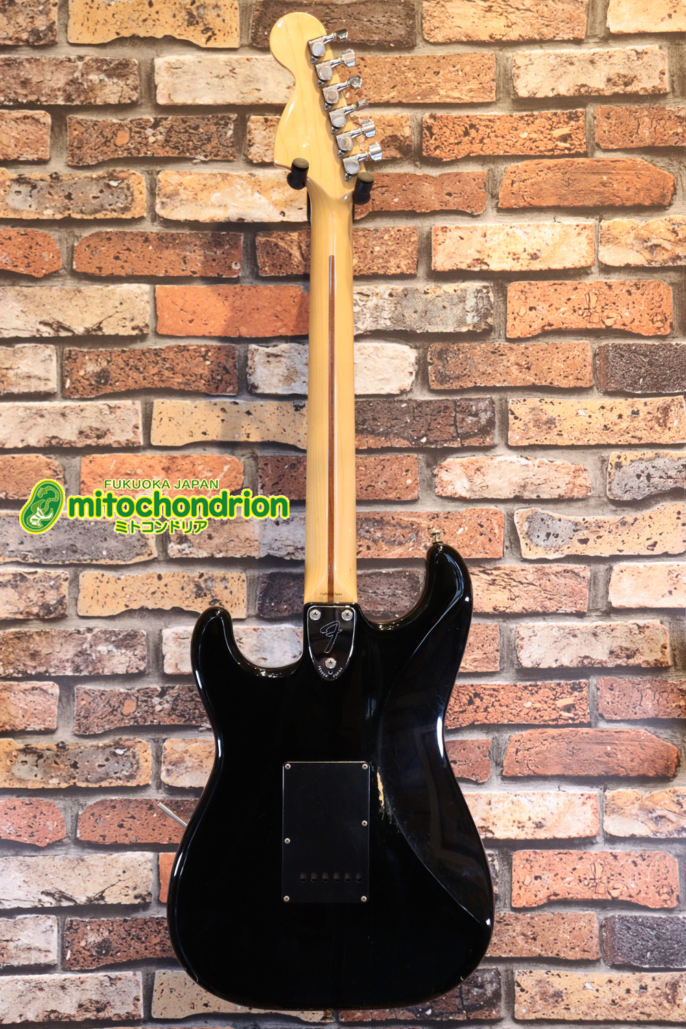 魔改造したフェンダージャパンのラージヘッドモデルです！（ダイナ製）