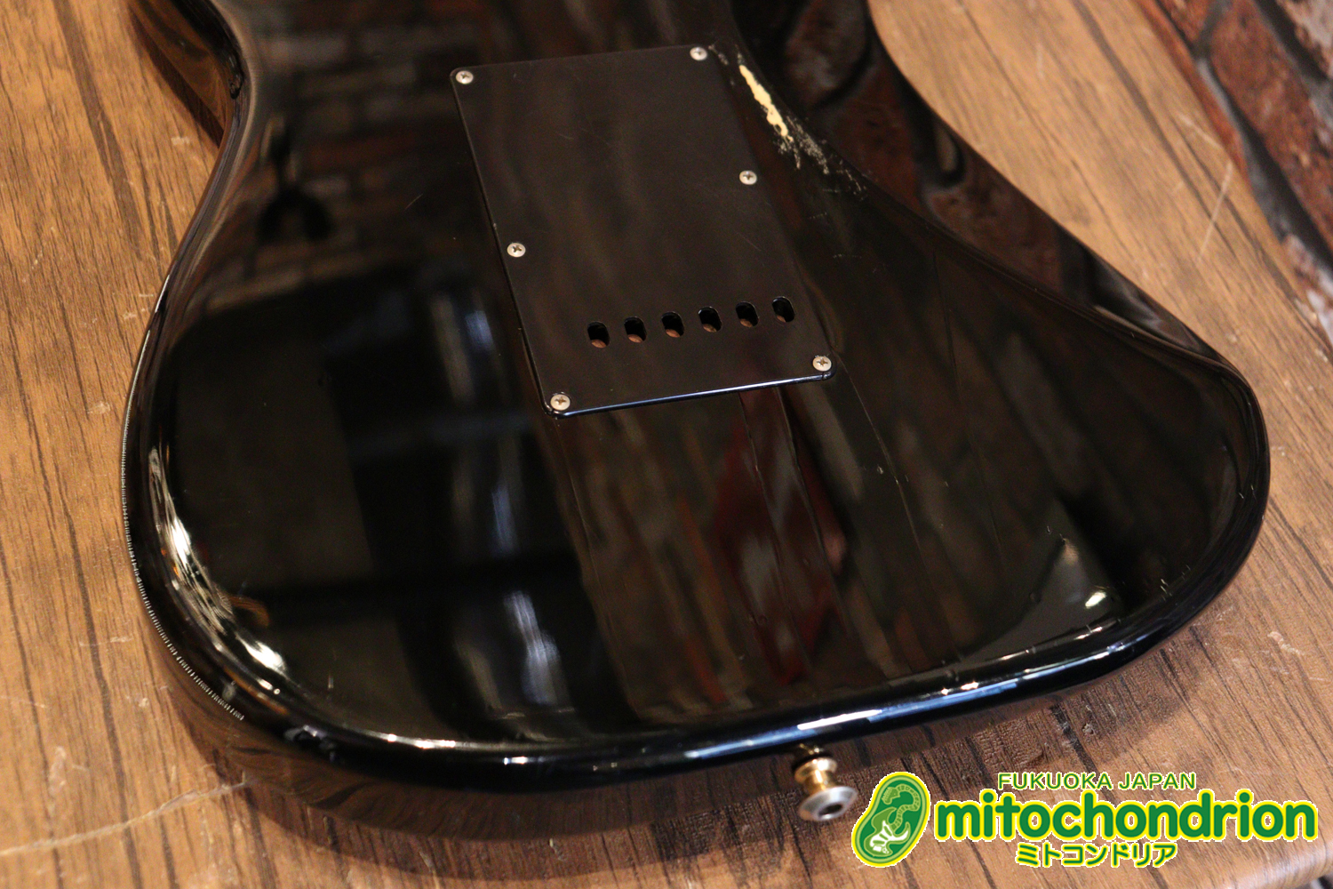 魔改造したフェンダージャパンのラージヘッドモデルです！（ダイナ製）