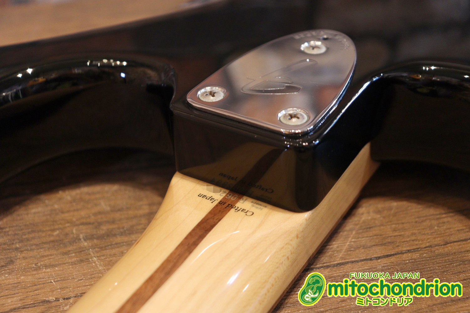 魔改造したフェンダージャパンのラージヘッドモデルです！（ダイナ製）