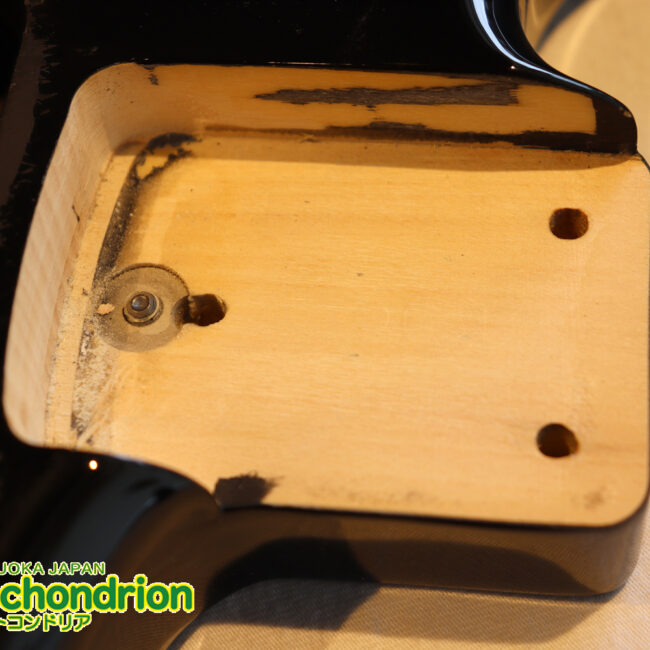 魔改造したフェンダージャパンのラージヘッドモデルです！（ダイナ製）