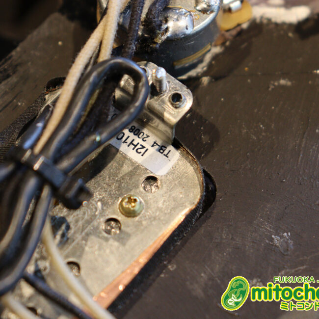 魔改造したフェンダージャパンのラージヘッドモデルです！（ダイナ製）