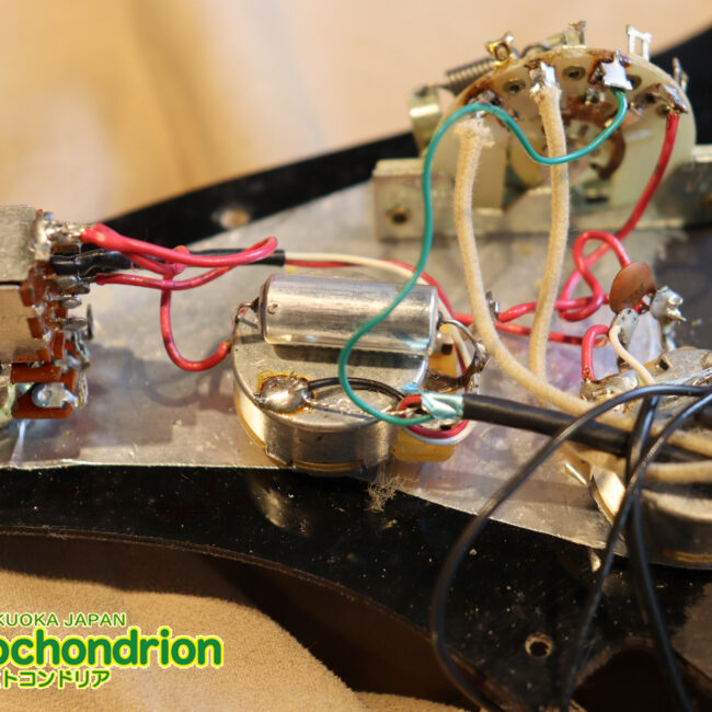 魔改造したフェンダージャパンのラージヘッドモデルです！（ダイナ製）