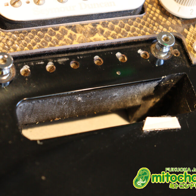 魔改造したフェンダージャパンのラージヘッドモデルです！（ダイナ製）